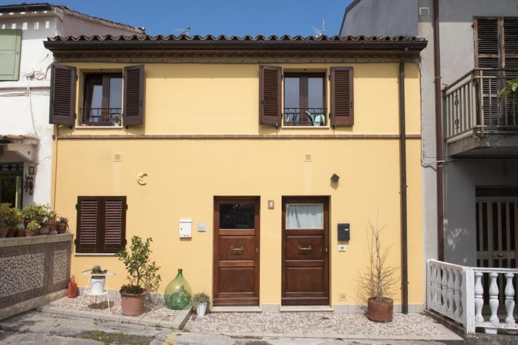 Grazioso Bilocale A 5 Minuti Da Numana Apartment Luaran gambar